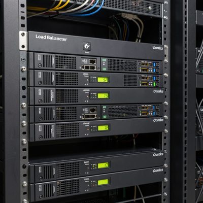 a load balancer appliance mounted in a rack