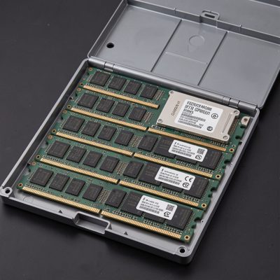 server ecc memory modules in an open tray