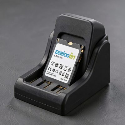 a drive caddy holding a 2.5 inch ssd